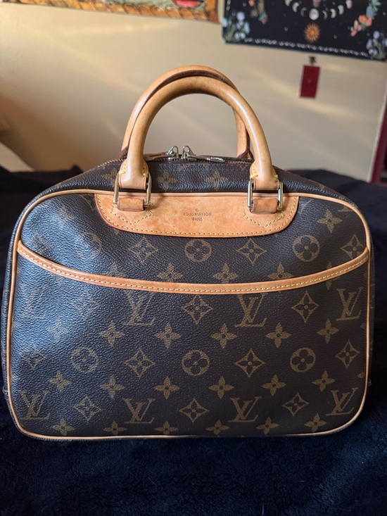 Louis Vuitton Handbags - Louis Vuitton Monogram Satchel/Crossbody